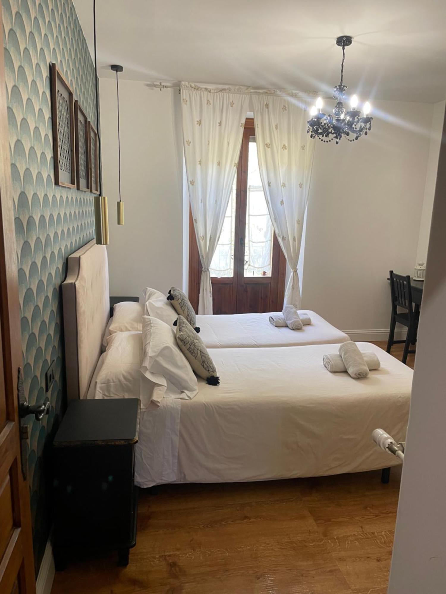 Hotel Leyendas Del Pirineo 3*